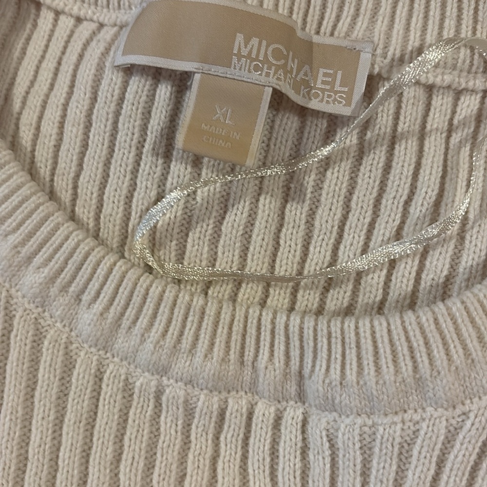 Sweater - Picture 2 of 5